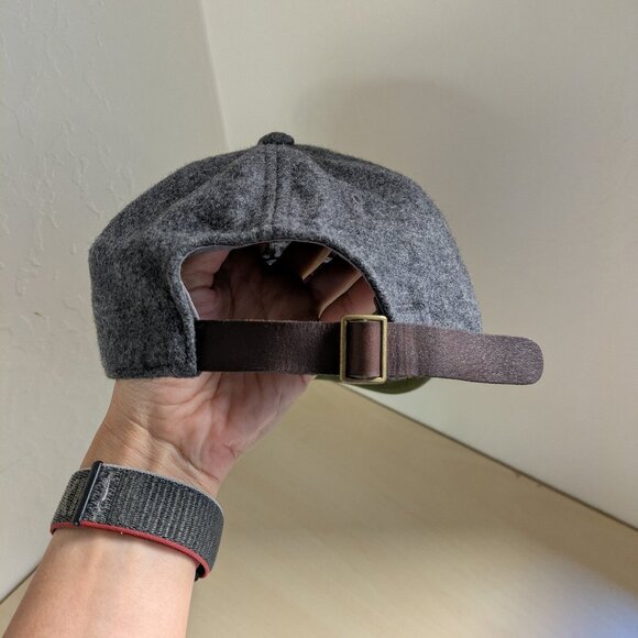 Vintage GAP Wool Hat 90s Gray Strapback – Leather Adjustable Back - Picture 3 of 8